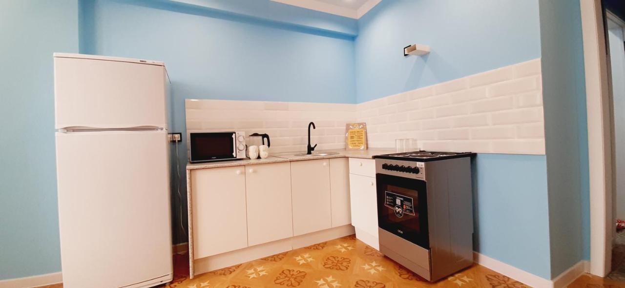 Уютная Квартира С Хорошим Расположением И Интернетом Almatý Exterior foto